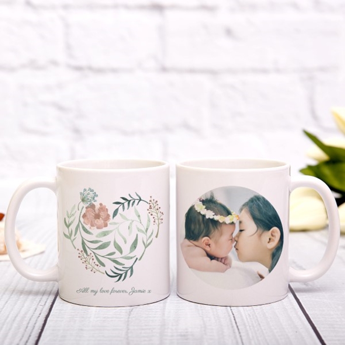 Picture of Heart in bloom personalised mug